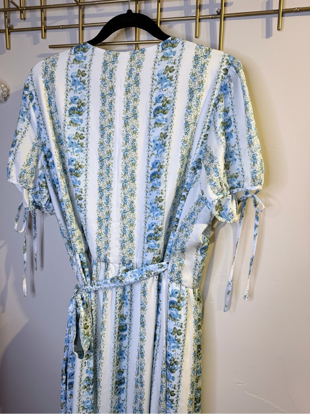 GAL MEETS GLAM Imogene Floral Maxi Dress - Picture 8 of 11